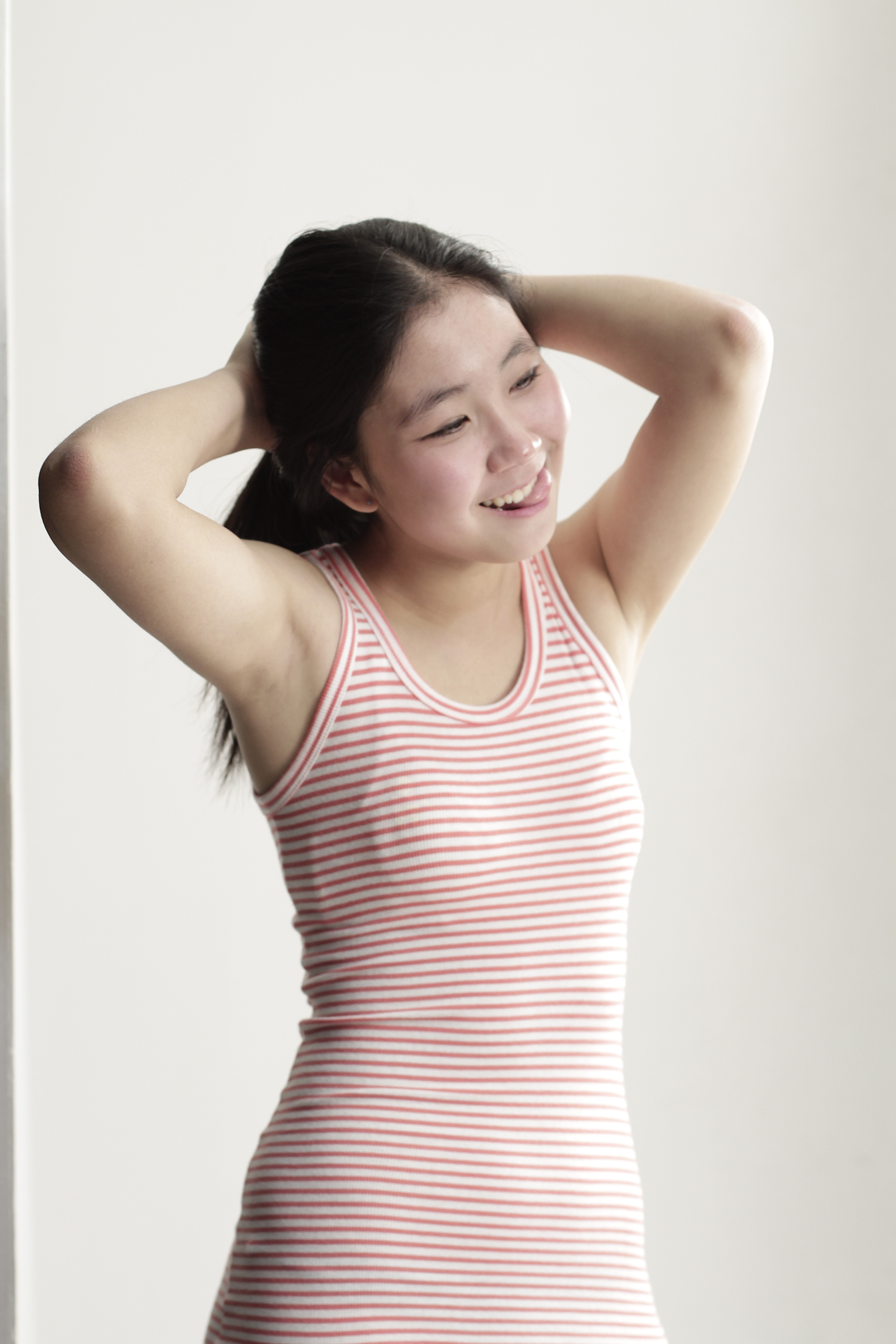 미분류 / 다래 2.27G 1078p